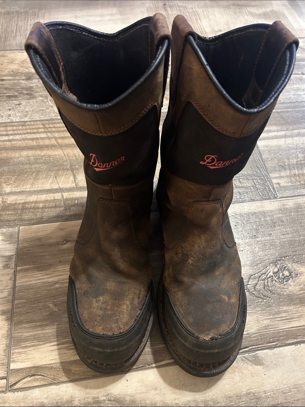 Men’s Danner Brown Leather Pull-On Work Boots steel toe size 11